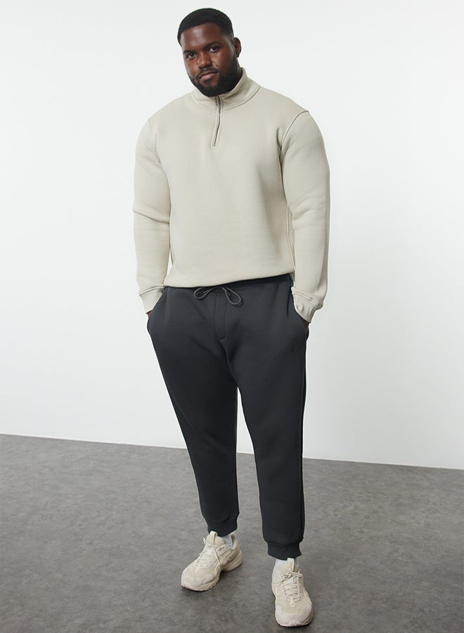 trendyol Anthracite Regular/Normal Cut Basic Plus Size Sweatpants TMNAW25AJ00000 - Image 2