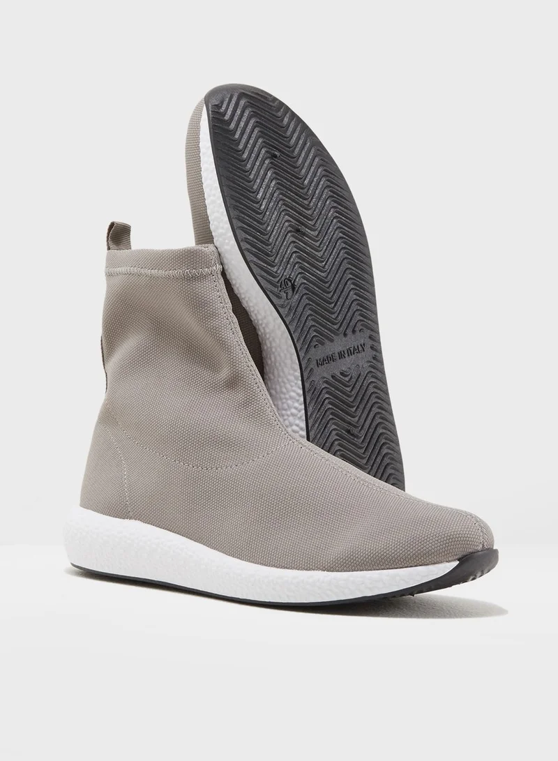 TOPSHOP Toucan Sock Boot