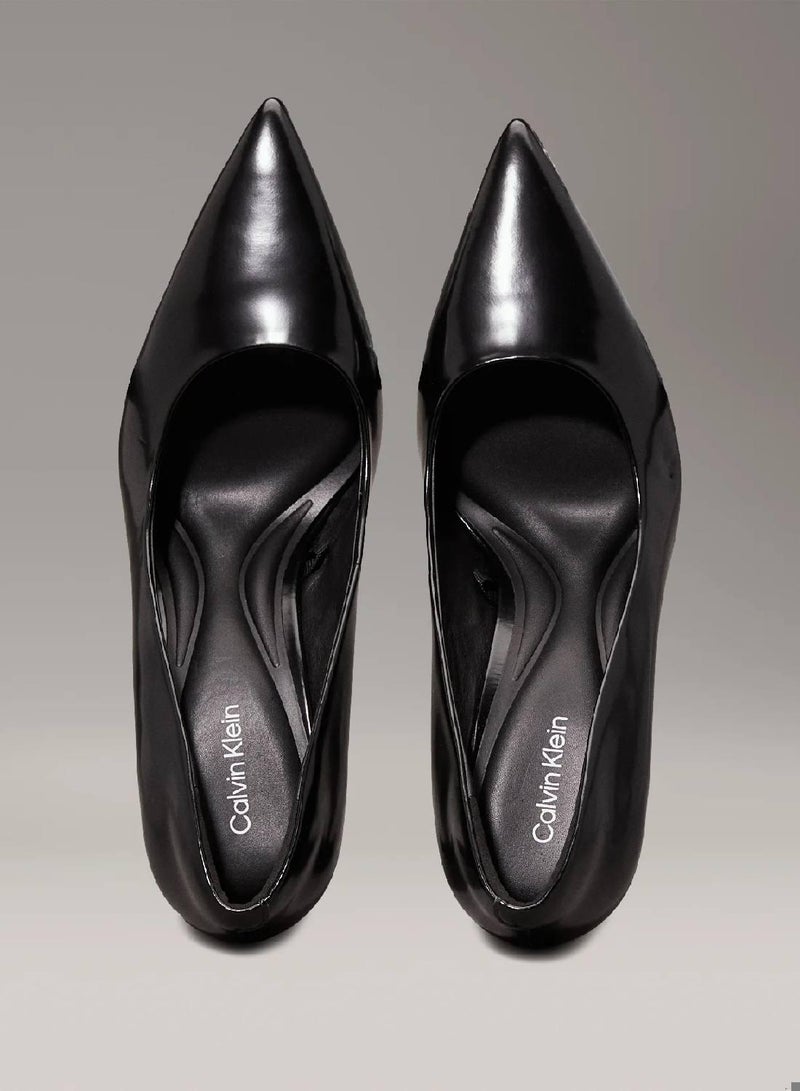 كالفن كلاين حذاء جلد بكعب ستيليتو عال - Image 3
