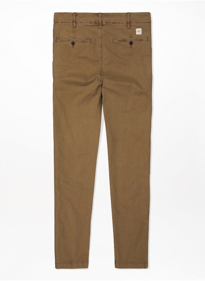 AE Flex Slim Chino - pzsku/ZAC041E8D7C0B282E6443Z/45/_/1714548057/7dd4db84-02ab-4134-a53b-4deed265de71