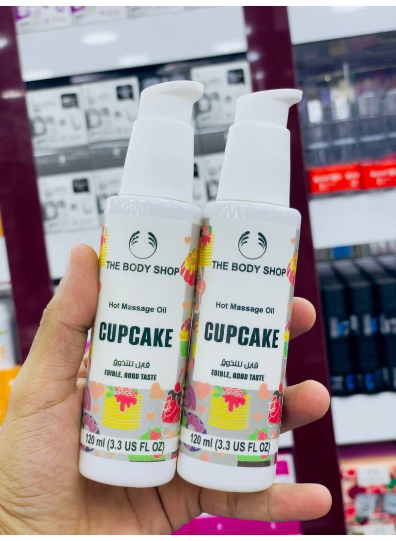 ذا بودي شوب زيت مساج كوب كيك قابل للأكل من ذا بودي شوب – 120 مل | زيت تدليك ساخن بنكهة الحلوى الفاخرة – ترطيب ولمسة ناعمة للجسم - Image 4