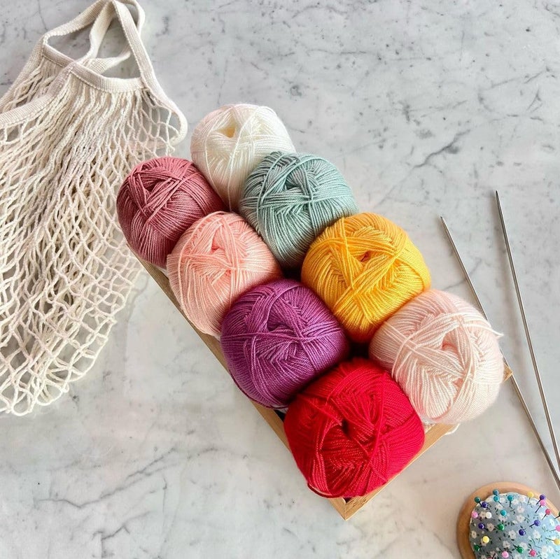 Estako Dream, 100% Microfiber Acrylic Yarn, Soft, Super Fino/Fingering Weight (1) for Crochet and Knitting 3.5 Oz (100g) / 382 Yrds (350m) (70678 - Purple) - Image 3