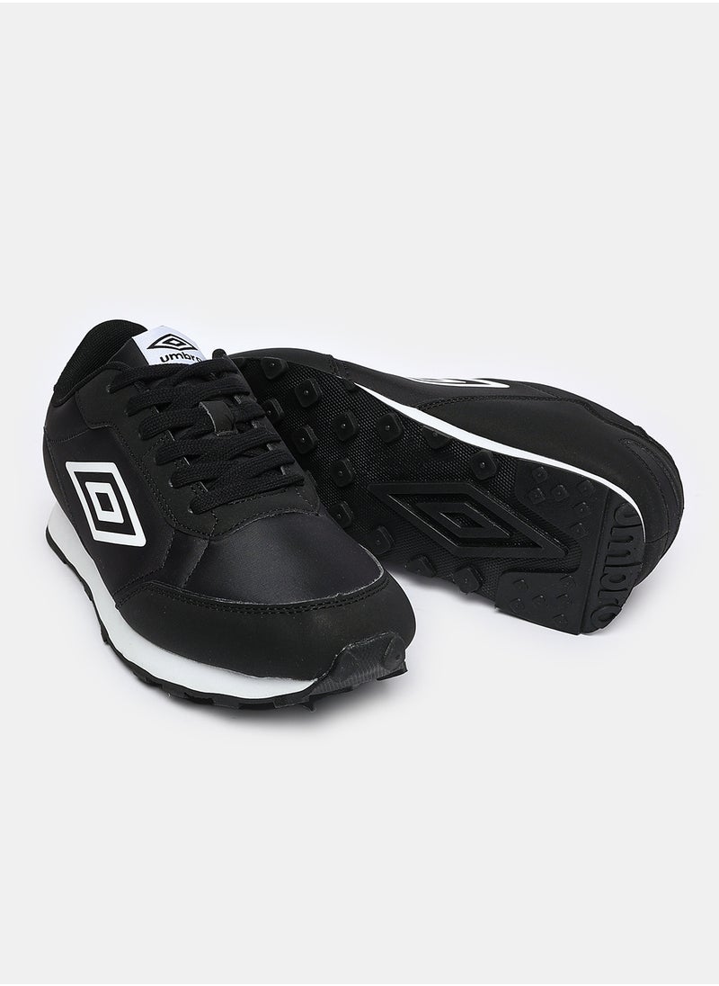 Addison Trainers For Men - pzsku/ZAC06F2F9CBAC751D014EZ/45/_/1696767660/eff80a11-1252-4ed8-82b8-e1e142c201eb