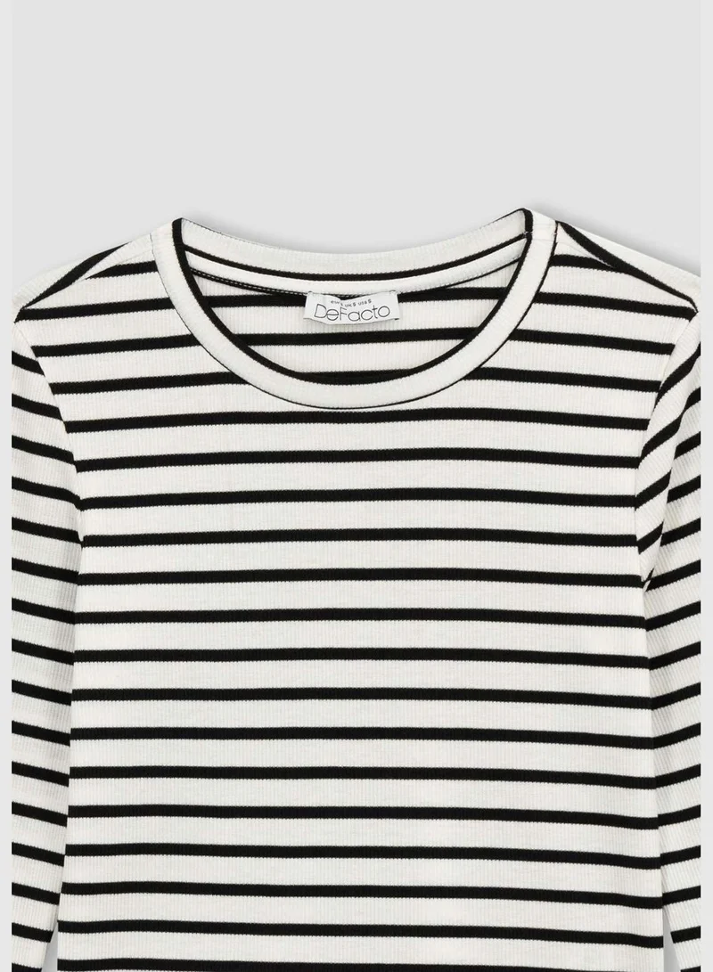 ديفاكتو Woman Crew Neck Knitted Long Sleeve T-Shirt