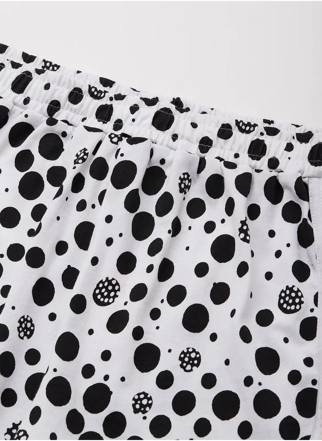 نو- ڤو All Over Polka Dot Print Shorts by Styli