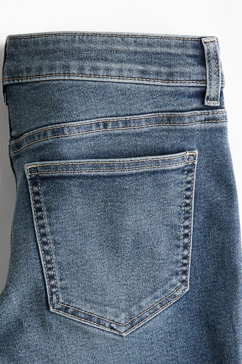 اتش اند ام جينز بقصة حافة واسعة وخصر منخفض