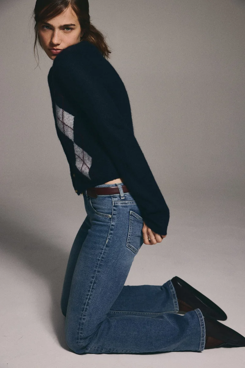 اتش اند ام جينز بقصة حافة واسعة وخصر منخفض