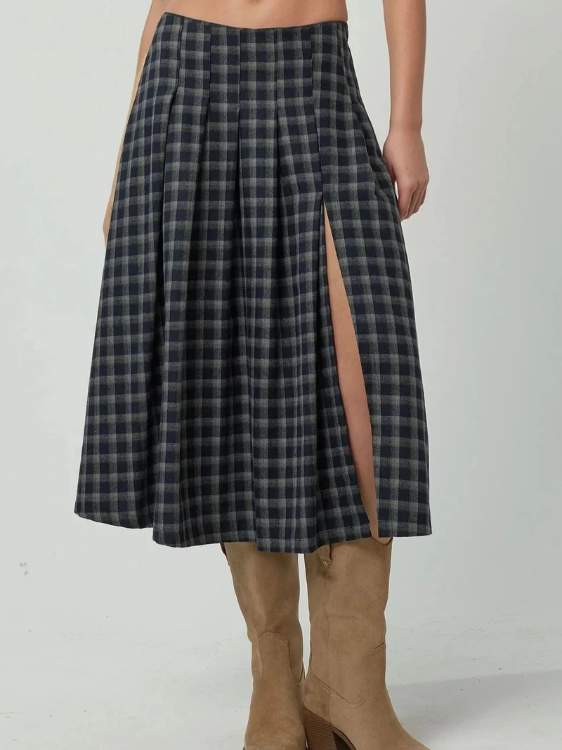 زوبعة تنورة ميدي بخصر عالٍ بفتحة بنقش مربعات