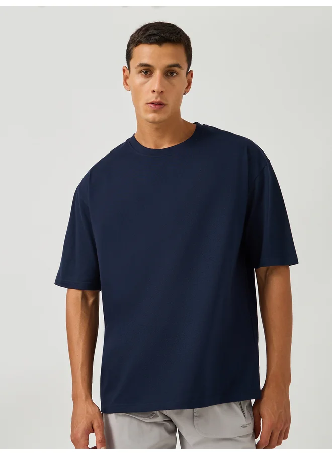 Styli Styli Cotton Rich Oversized T-Shirt with Crew Neck