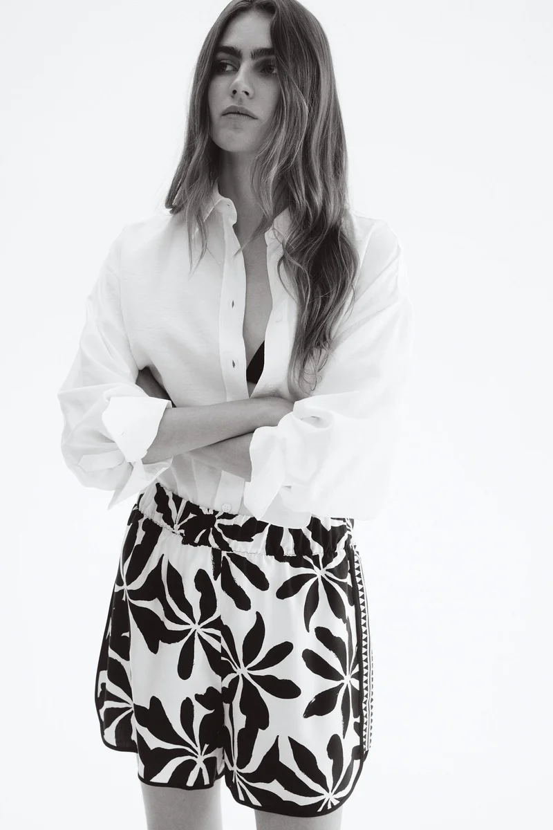 اتش اند ام شورت لايوسيل