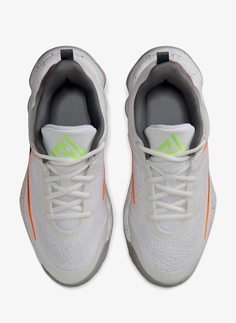 Nike Youth Giannis Immortality 4 Gs - Image 5