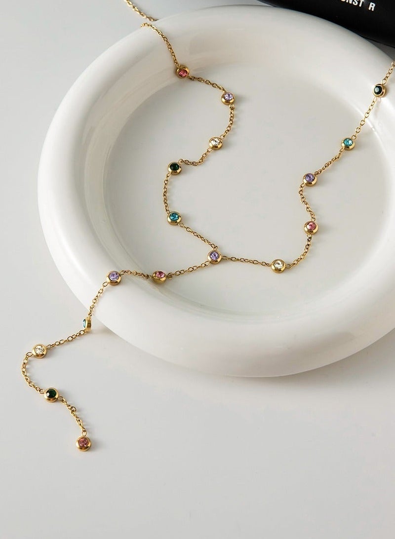 سونداراسوندارا قلادة فاخره مطلية بالذهب عيار 18 قيراط على شكل حرف Y، قلادة من الفولاذ التيتانيوم مزينة بطبقات متعددة من حجر الراين للنساء والفتيات مع علبة هدايا فاخرة، هدية مثالية للنساء والفتيات، عيد الحب، أعياد الميلاد، رأس السنة، الخطوبة، وحفلات الزفاف - Image 4