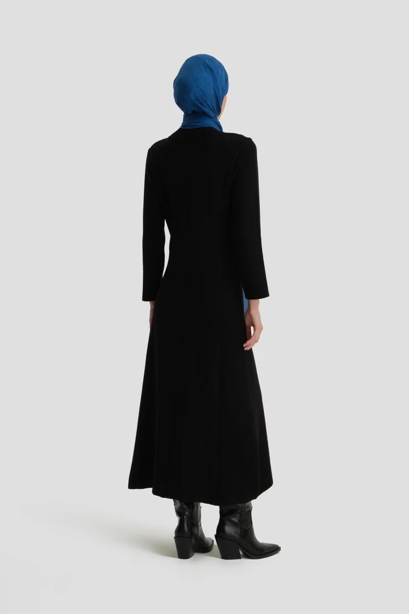 ARMINE فستان محبوك بأكمام طويلة 24KD4217 أسود