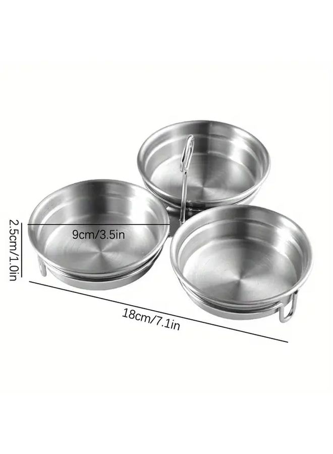 Stainless Steel Egg Poacher Mold With Heart Shaped Cavities For Steaming - Image 3