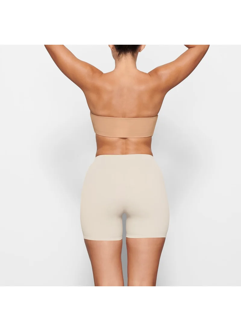 Mistirik Flexible Soft Seamless Fabric Boxer Slip Panties Model