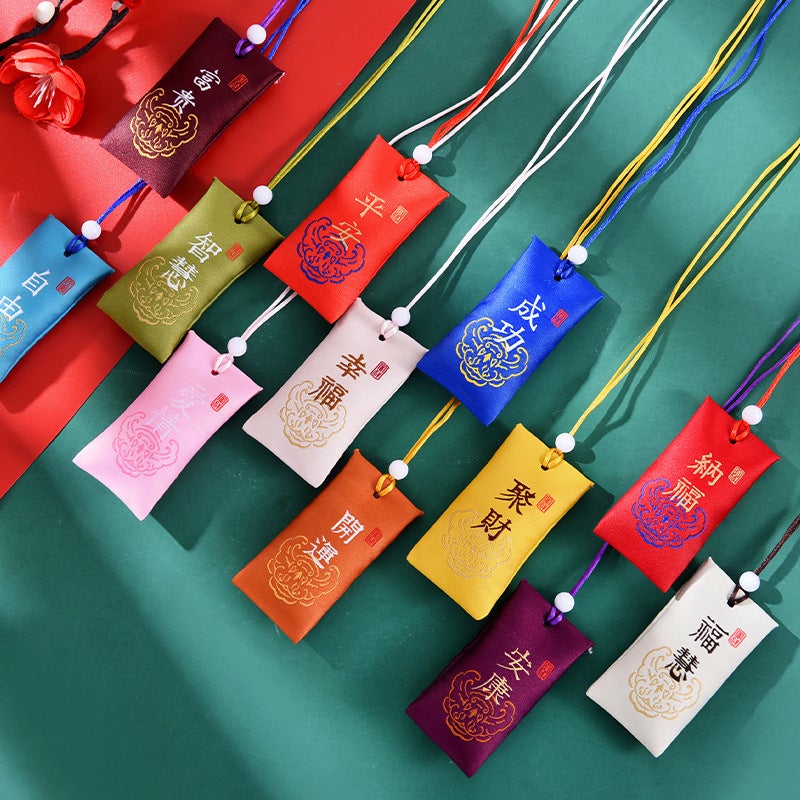 Chinese Cloth Portable Car Sachet – Ancient Style Fetal Hair Purse - Image 3