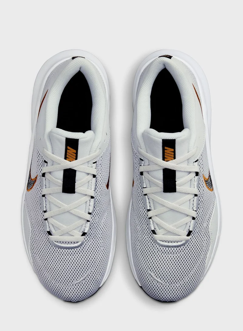 Nike Legend Essential 3 Nn
