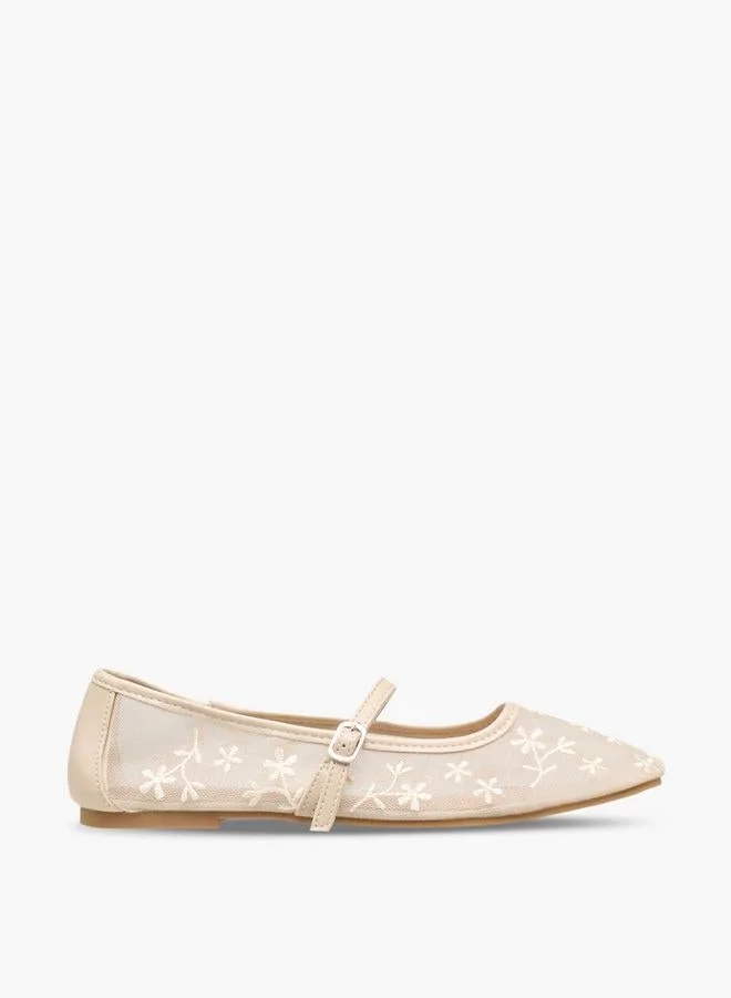 سيليست Women Floral Embroidered Mary Jane Shoes