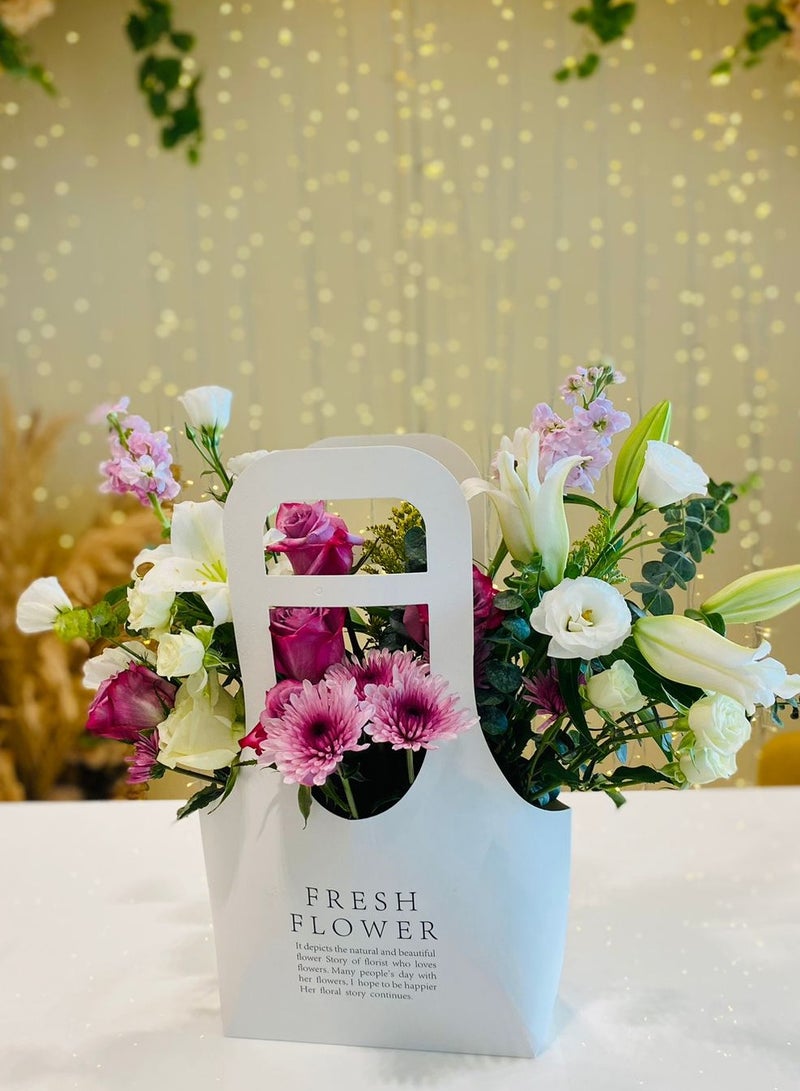 Generic Mix Natural Flower arrangement w/ Bag