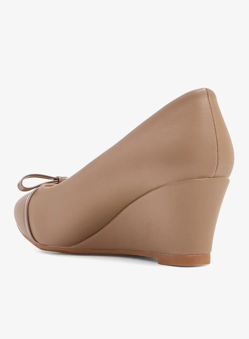 LORIANNE Hillery Re-Pumps