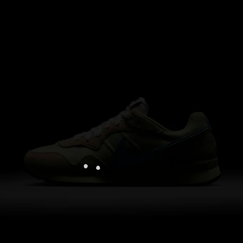 Nike Women's Venture Runner Shoe
