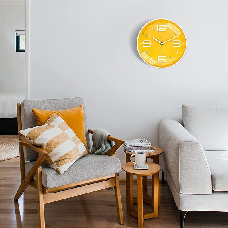 TEKCOOL ساعة حائط 12" ساعة كوارتز صامتة زخرفية أحدث ساعة حائط غير مزعجة ساعة كلاسيكية تعمل بالبطارية دائرية سهلة القراءة للغرفة/المنزل/المطبخ/غرفة النوم/المكتب/المدرسة - تناظرية، بلاستيك أصفر - Image 3