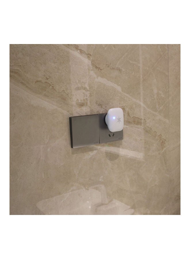 Self Generating Music And Long-distance Waterproof Remote-Control Wireless Doorbell White 9.10x7.50x7.60cm - Image 4