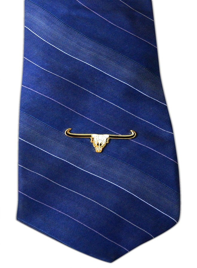 Novel Merk Cowboy & Rancher - Icons Lapel Pin, Hat Pin & Tie Tack Set - with Clutch Back (3-Longhorn Skull) - Image 4