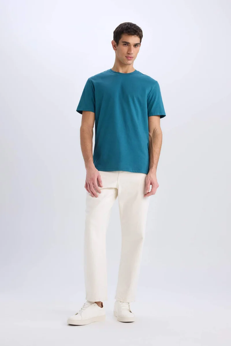 ديفاكتو New Regular Fit Crew Neck Basic T-Shirt