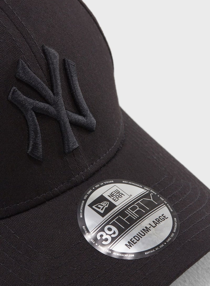 NEW ERA 39Thirty League Basic New York Yankees Stretch-Fit Cap  - Image 3