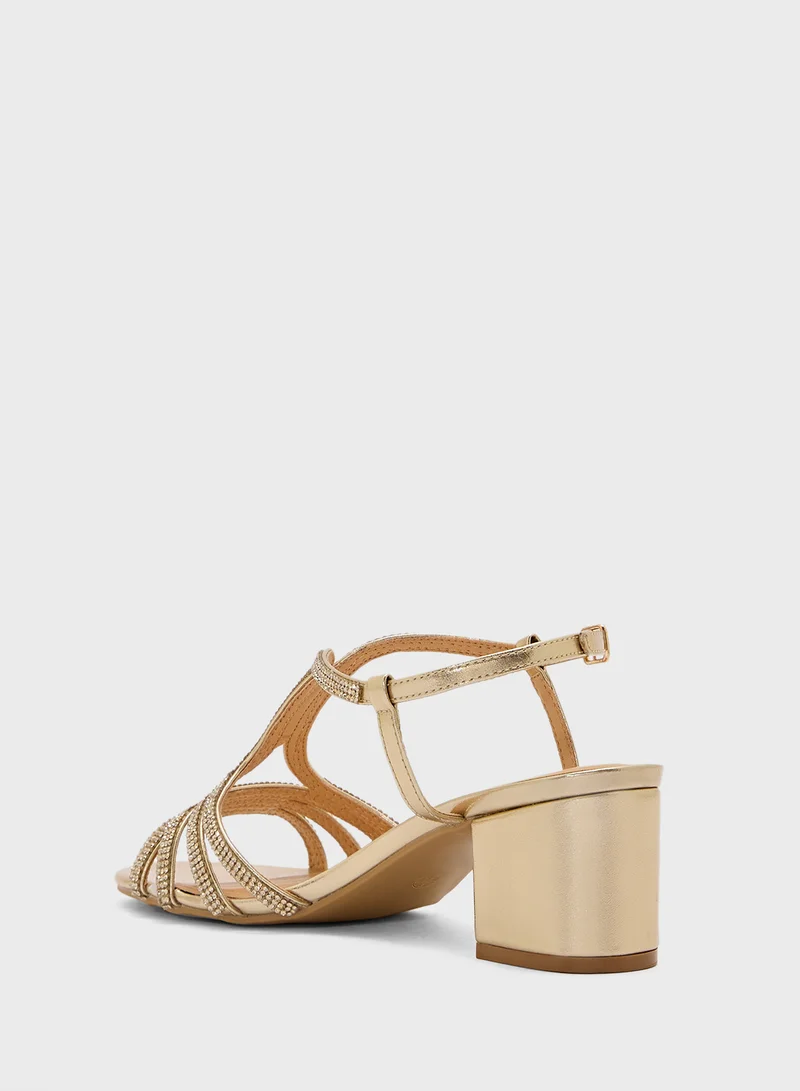 ترافل من نمشي Diamante Embilleshed Block Heel Sandal