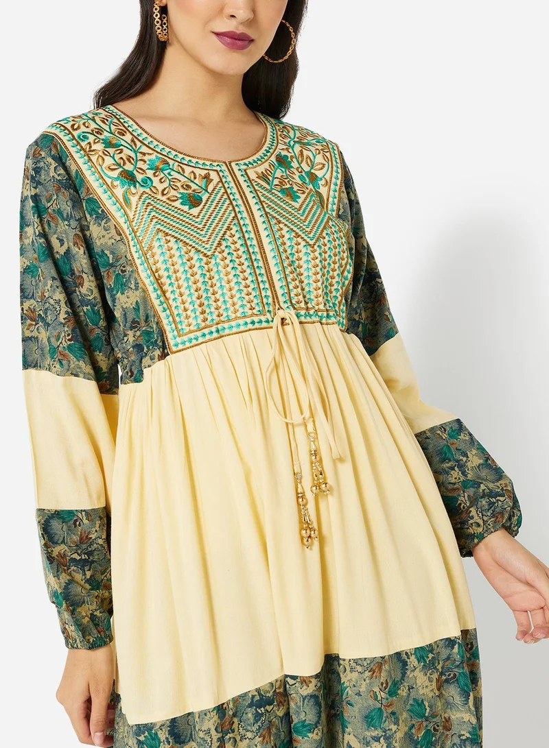 HANA & SARA COMPUTER EMBROIDERED BEIGE COMMON RAYON PRINTED JALABIYA WITH TIEKNOTS WITH SCARF