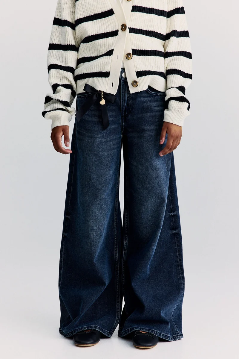 اتش اند ام جينز واسع الساق