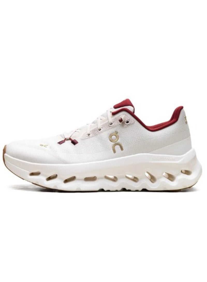 أون سنيكرز أون رانينغ كلاودتيلت – أبيض لؤلؤي، جزء علوي قابل للتهوية وأنيق للجنسين - Image 4