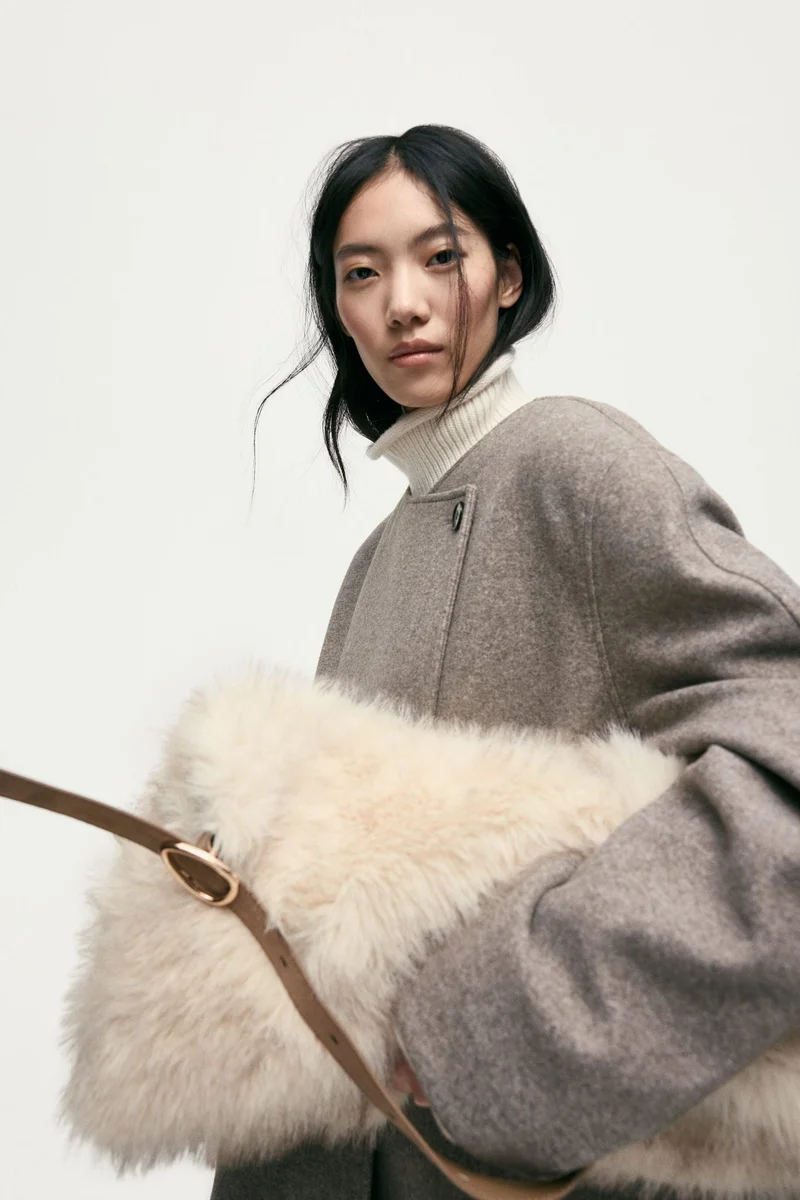 اتش اند ام حقيبة واسعة