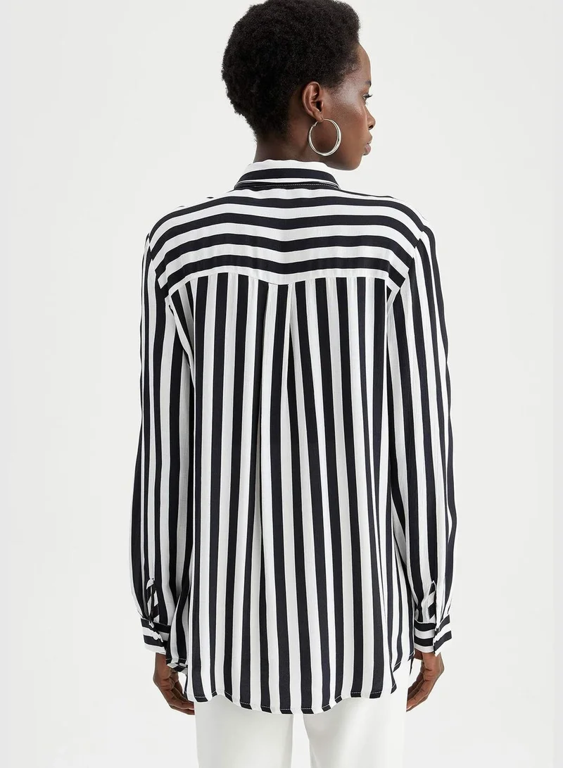 ديفاكتو Regular Fit Long Sleeve Striped Shirt