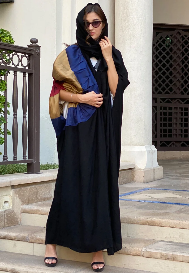 Moistreet Frill Flower Abaya