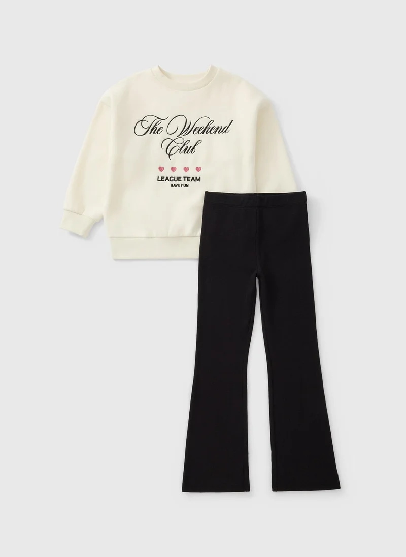 ماتلان Girls Cream Graphic Sweatshirt & Flared Leggings Set