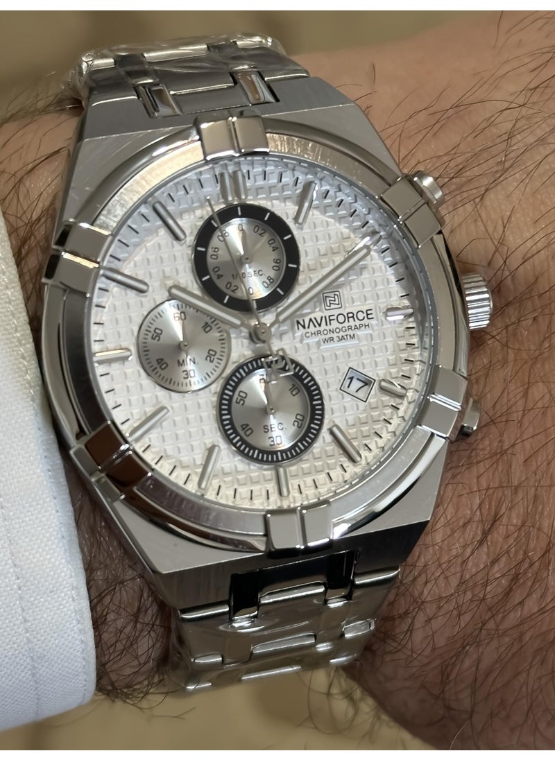 NAVIFORCE Sports and Stylish Chronometer Calendar Men's Wristwatch  - Image 2