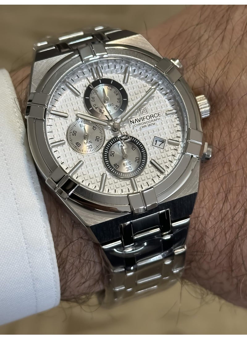 NAVIFORCE Sports and Stylish Chronometer Calendar Men's Wristwatch  - Image 3