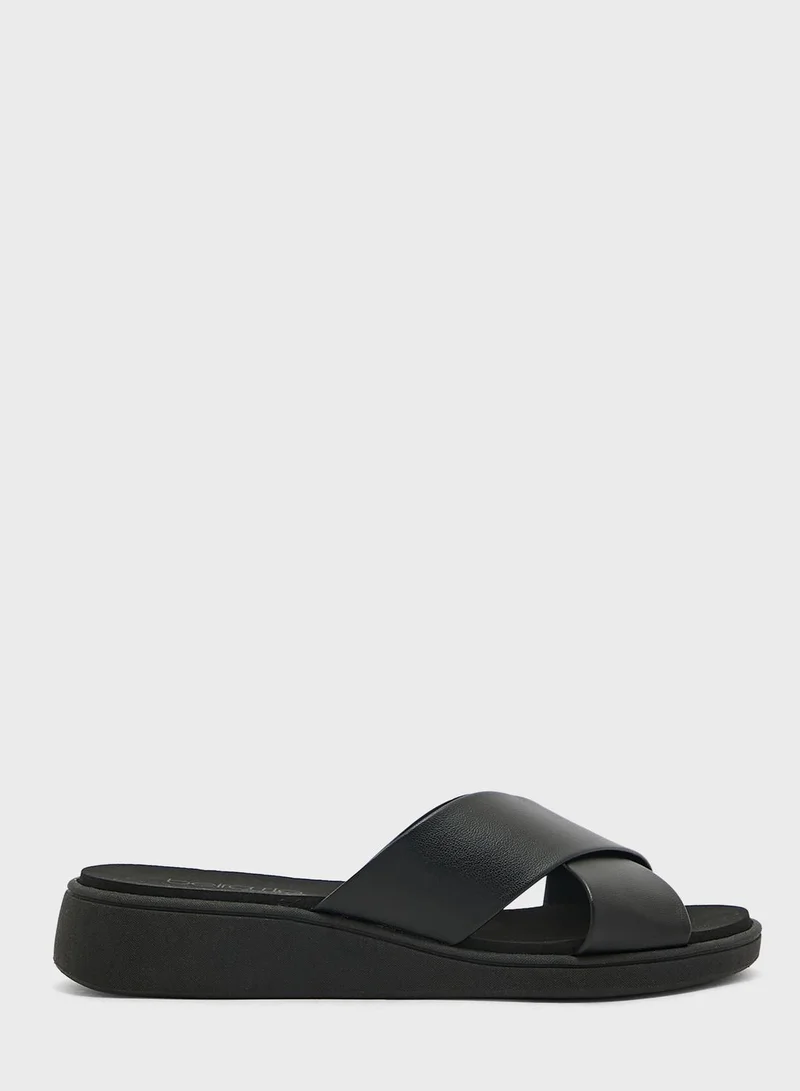 Beira Rio Mithila Sandals