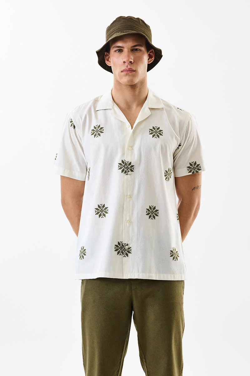 SNITCH White Embroidered Half Sleeve Regular Fit Shirt