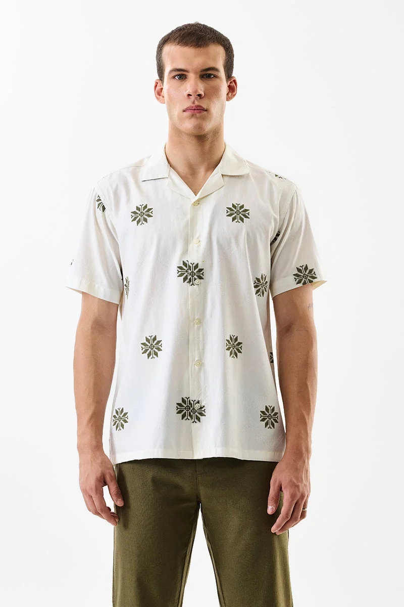 سنيتش White Embroidered Half Sleeve Regular Fit Shirt