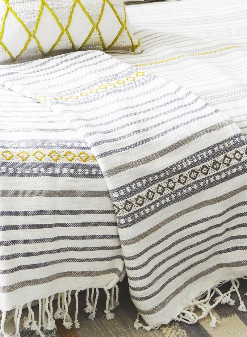 Handloom Cotton Bed Blanket Size 127 x 153 cm with an Elegant Design to Add a Touch of Luxury to Your Home. - Image 1