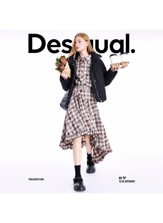 DESIGUAL تنورة جينز جديدة بتصميم مربعات ملونة لخريف/شتاء 2025 مع حواف مموجة - Image 2