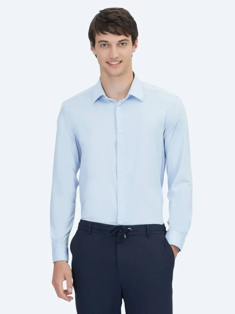 كيب قميص أزرق بقصة عادية محبوكة كاجوال