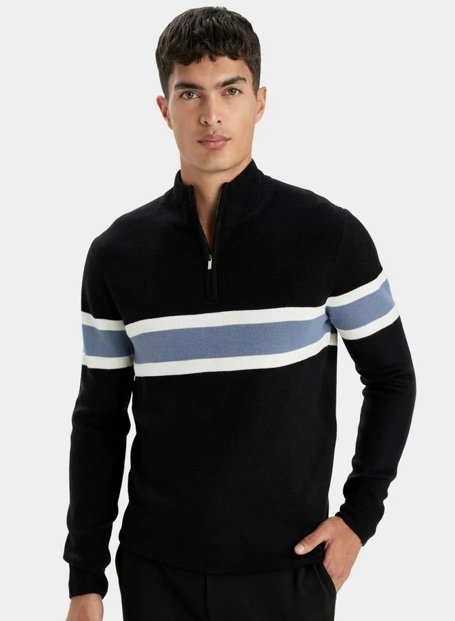 ديفاكتو Regular Fit Half-Zip Striped High Neck Knit Sweater by Styli