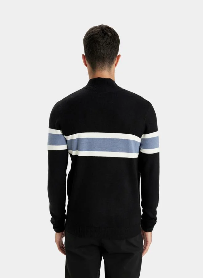 ديفاكتو Regular Fit Half-Zip Striped High Neck Knit Sweater by Styli