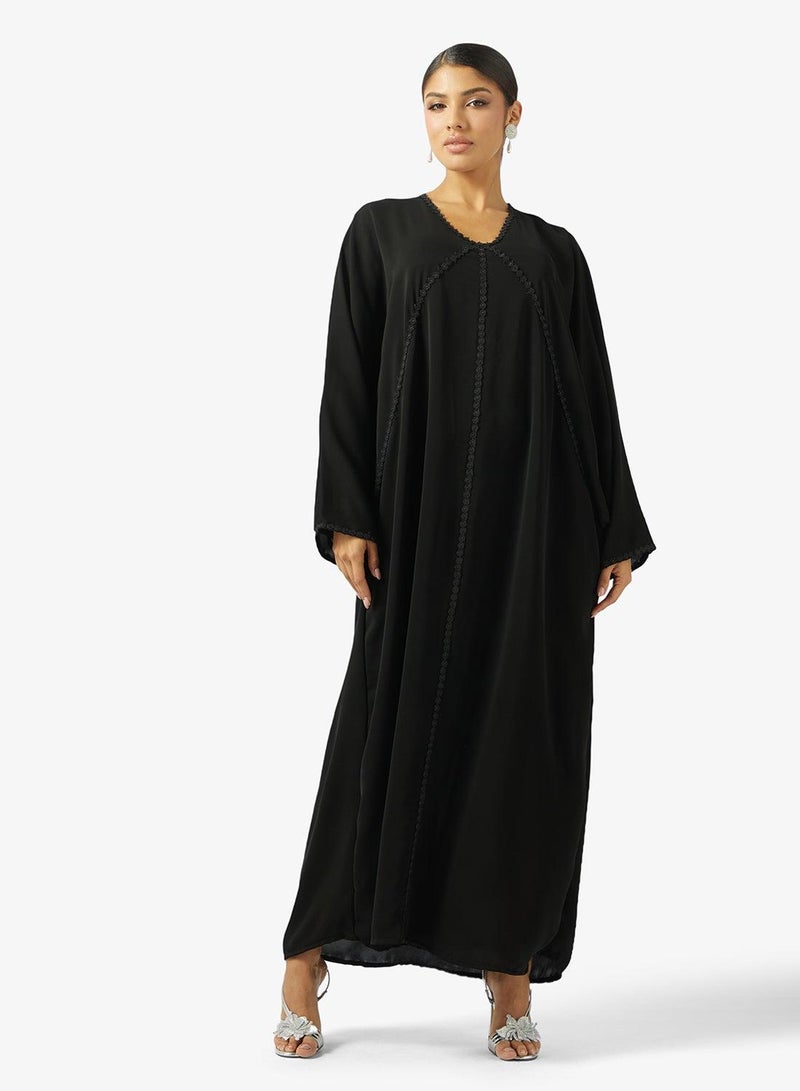 hayas closet Black Lace Detail Abaya With Sheila - Image 2