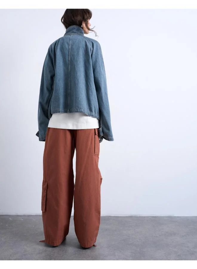 توب شوب بنطلون كارجو منسوج كاجوال